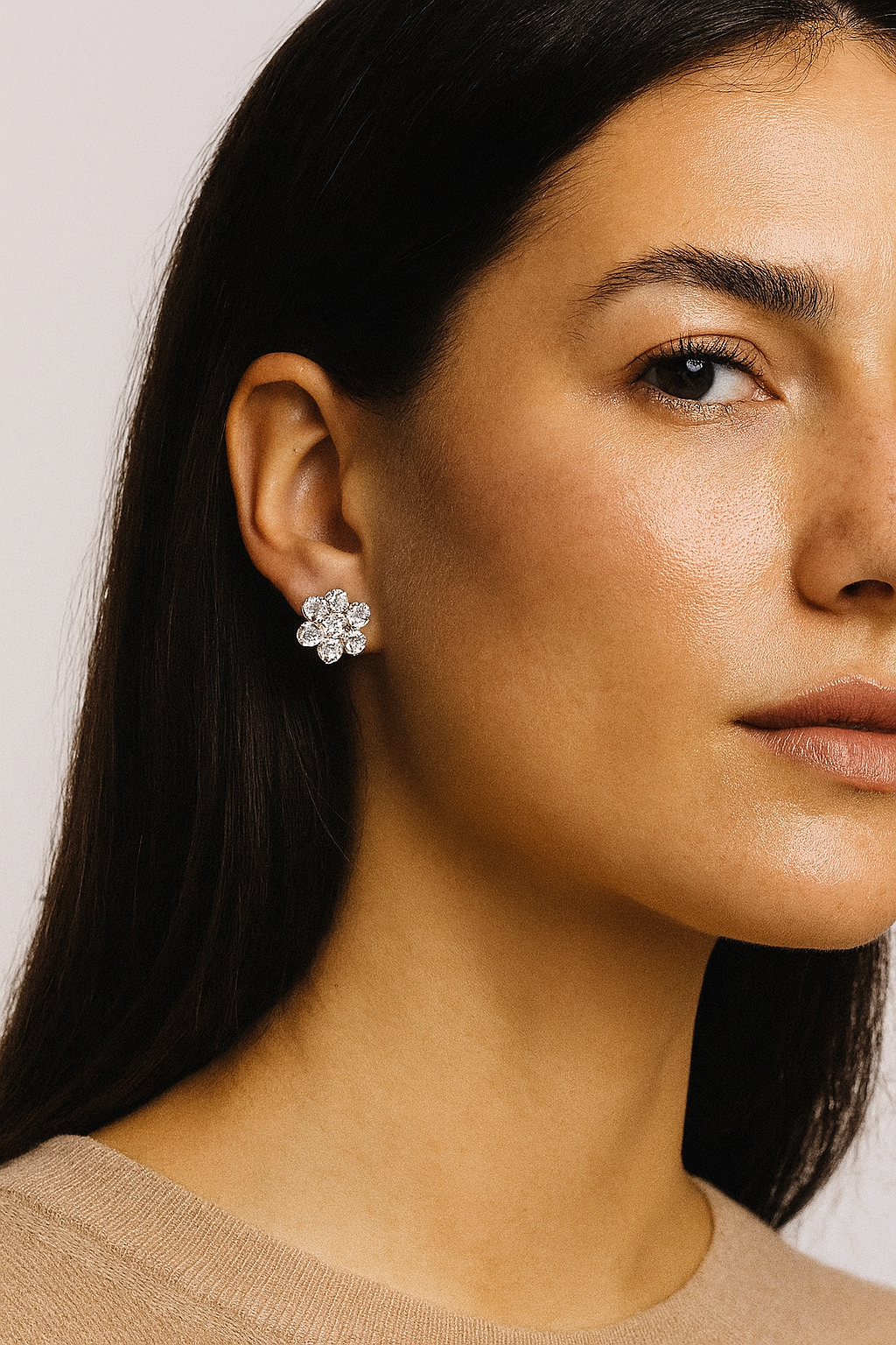 Fleur Brillante Studs